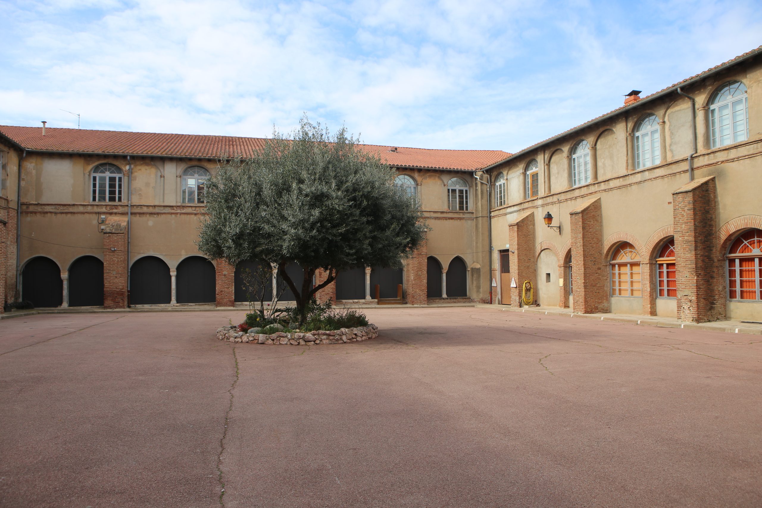 Patio - Eglise des Dominicains